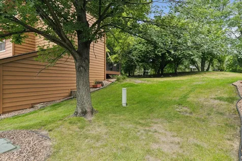 1603 Raindrop Drive Eagan MN 55121