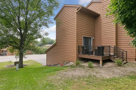 1603 Raindrop Drive Eagan MN 55121
