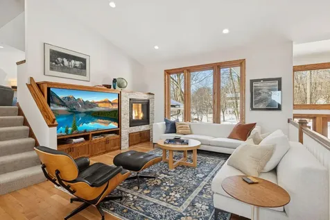 5517 Dickson Road Minnetonka MN 55345