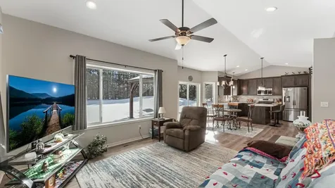 1400 Carriage Hill Drive Hinckley MN 55037