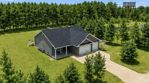 1400 Carriage Hill Drive Hinckley MN 55037