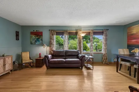 629 5th Avenue S Hopkins MN 55343
