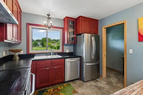 629 5th Avenue S Hopkins MN 55343