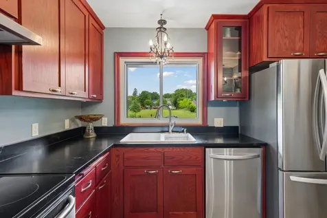 629 5th Avenue S Hopkins MN 55343