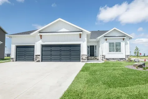 8319 59 Street S Horace ND 58047