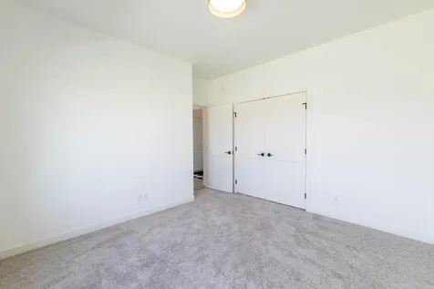 8319 59 Street S Horace ND 58047