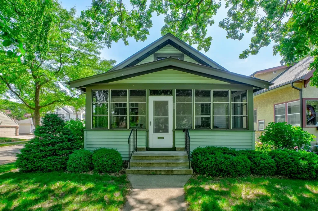 3301 47th Avenue S Minneapolis MN 55406