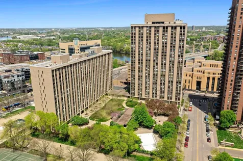 15 S 1st Street Minneapolis MN 55401
