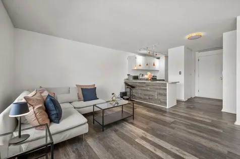 15 S 1st Street Minneapolis MN 55401