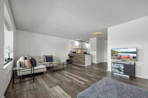 15 S 1st Street Minneapolis MN 55401