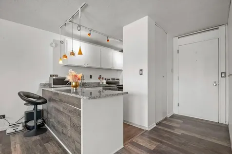 15 S 1st Street Minneapolis MN 55401