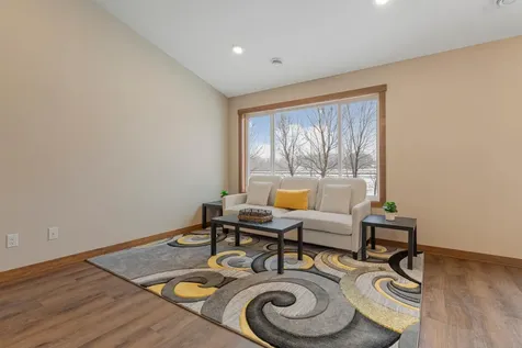 804 2nd St SE Dodge Center MN 55927