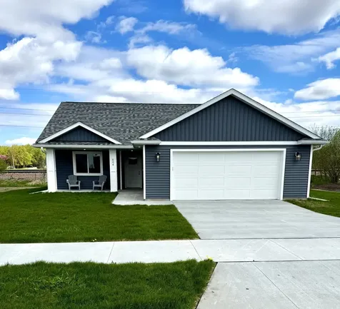 804 2nd St SE Dodge Center MN 55927