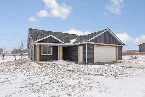 804 2nd St SE Dodge Center MN 55927