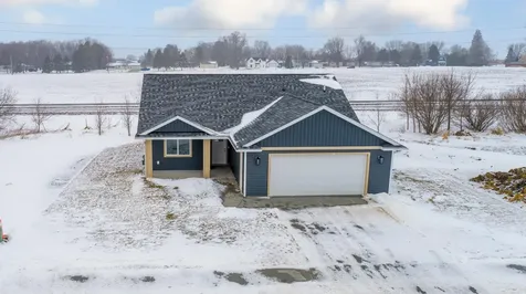 804 2nd St SE Dodge Center MN 55927