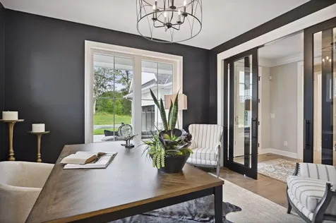 7 Pondview Trail North Oaks MN 55127