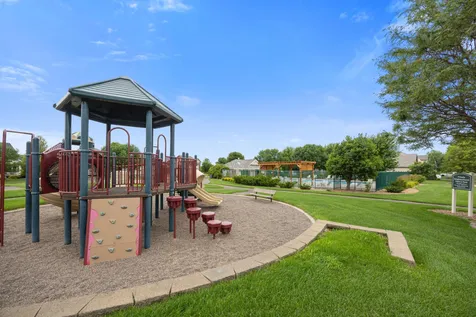 10067 Toledo Drive N Brooklyn Park MN 55443