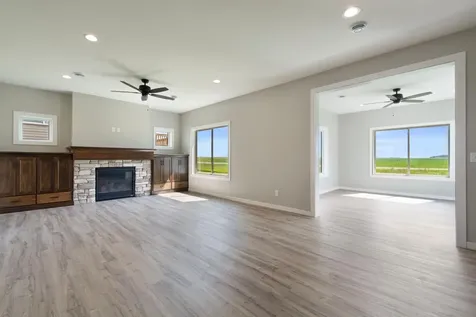 1534 9th Avenue SW Hutchinson MN 55350