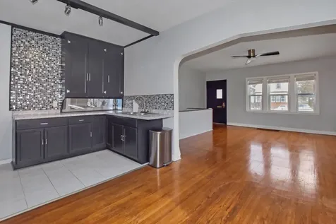 1801 3rd Avenue N Minneapolis MN 55405