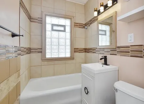 1801 3rd Avenue N Minneapolis MN 55405