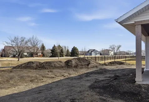 4736 Hampton Loop S Moorhead MN 56560