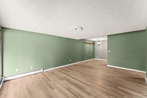 4207 Lakeside Avenue N Brooklyn Center MN 55429