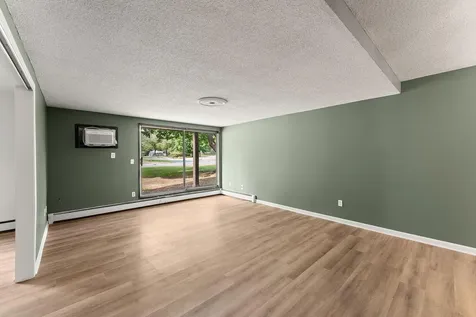 4207 Lakeside Avenue N Brooklyn Center MN 55429