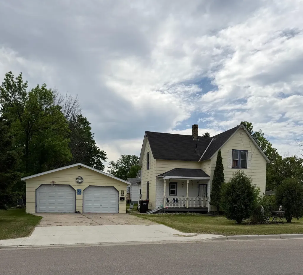 357 5th Avenue SW Perham MN 56573