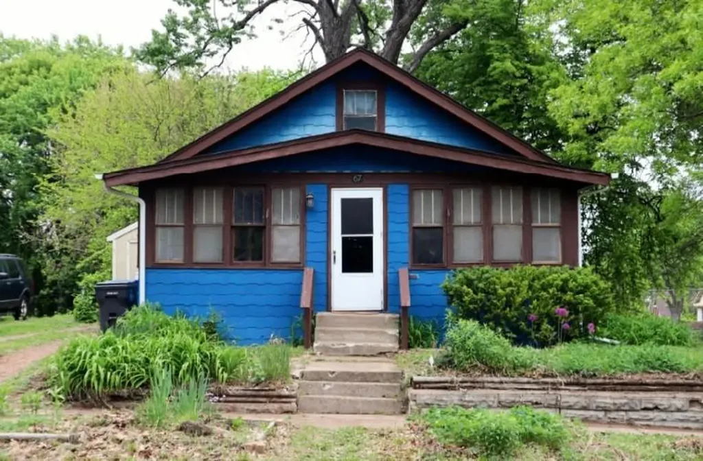 67 Sidney Street W Saint Paul MN 55107