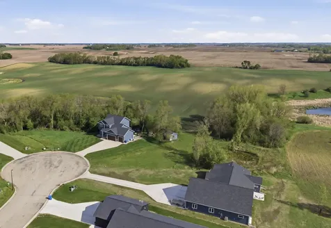 544 Leonard Street Hawley MN 56549