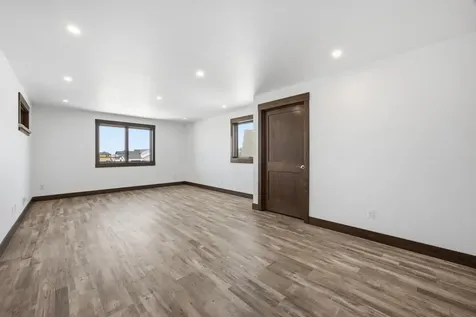 6490 Selkirk Drive S Fargo ND 58104