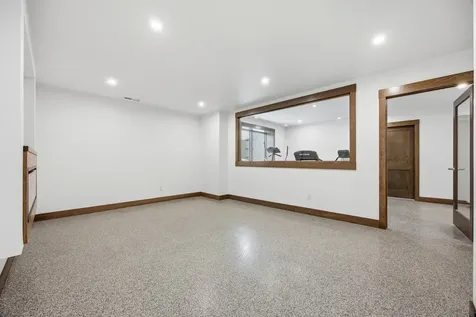 6490 Selkirk Drive S Fargo ND 58104