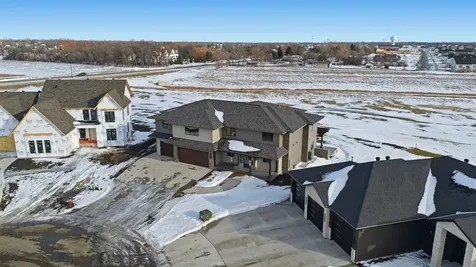 6490 Selkirk Drive S Fargo ND 58104