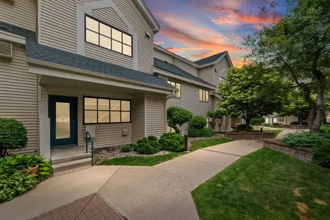 7618 York Avenue S Edina MN 55435