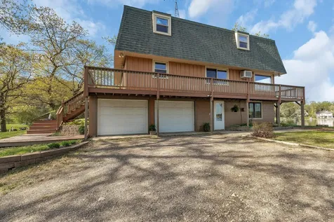 6032 Quinn Avenue NW Annandale MN 55302