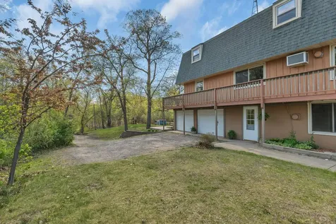 6032 Quinn Avenue NW Annandale MN 55302