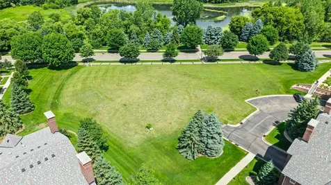 10814 Falling Water Lane Woodbury MN 55129