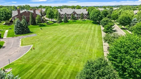 10814 Falling Water Lane Woodbury MN 55129