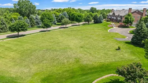 10814 Falling Water Lane Woodbury MN 55129