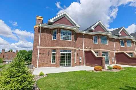10814 Falling Water Lane Woodbury MN 55129