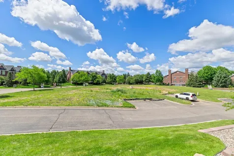 10814 Falling Water Lane Woodbury MN 55129