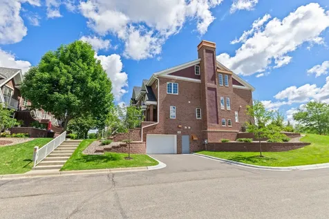 10814 Falling Water Lane Woodbury MN 55129