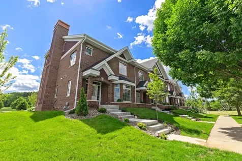 10814 Falling Water Lane Woodbury MN 55129