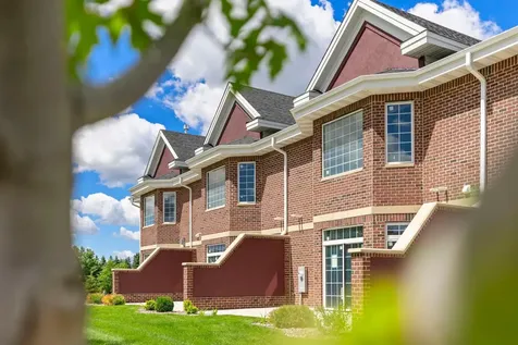 10814 Falling Water Lane Woodbury MN 55129
