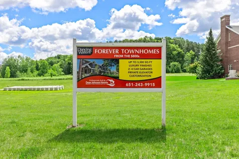 10814 Falling Water Lane Woodbury MN 55129