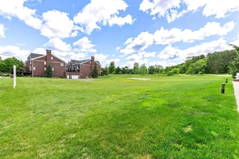 10814 Falling Water Lane Woodbury MN 55129