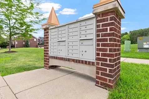 10814 Falling Water Lane Woodbury MN 55129