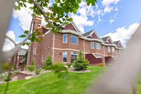 10814 Falling Water Lane Woodbury MN 55129