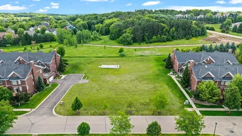 10814 Falling Water Lane Woodbury MN 55129