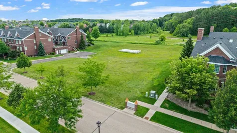 10814 Falling Water Lane Woodbury MN 55129